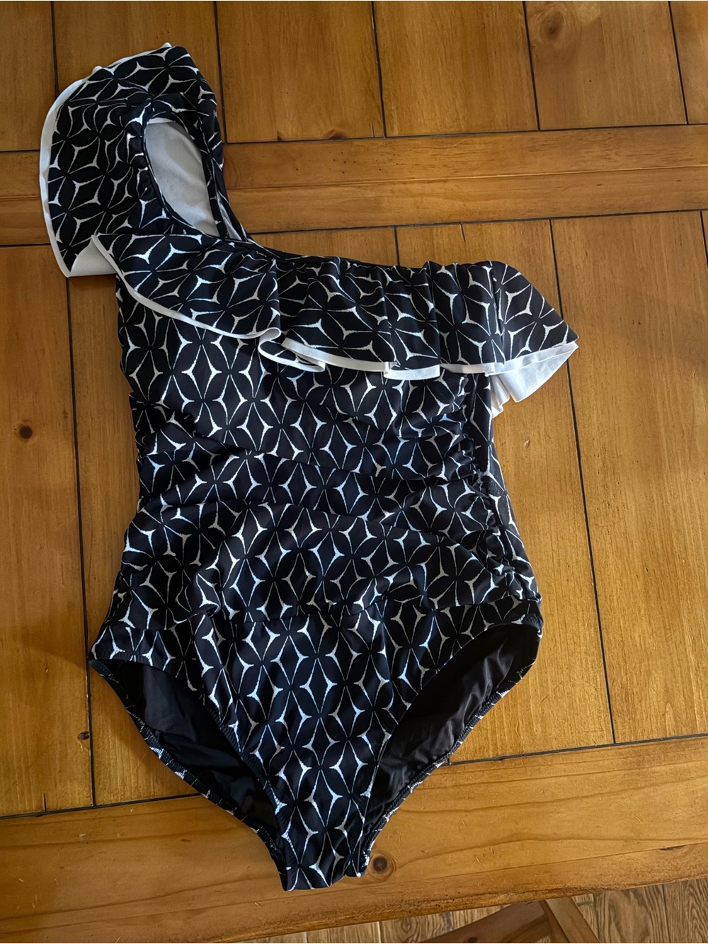 Women’s Black & White One-Shoulder Ruffle Swim Suit